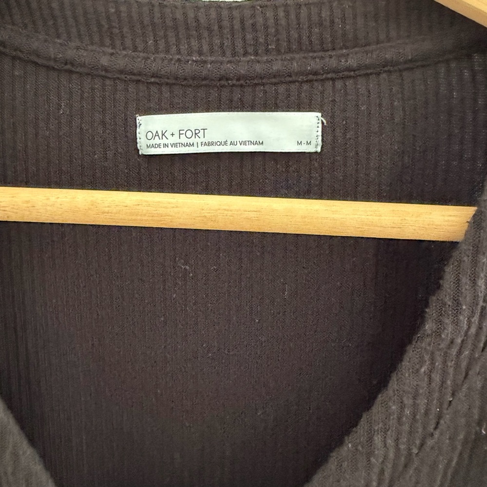 OAK + FORT Black Ribbed Cropped Cardigan - Size Medium - Picture 2 of 4